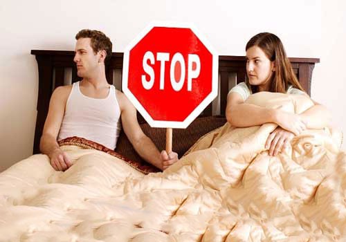 Là phụ nữ nhưng không phải ai cũng có đủ kiến thức để “tự vệ” bản thân khi bị làm “chuyện ấy”!